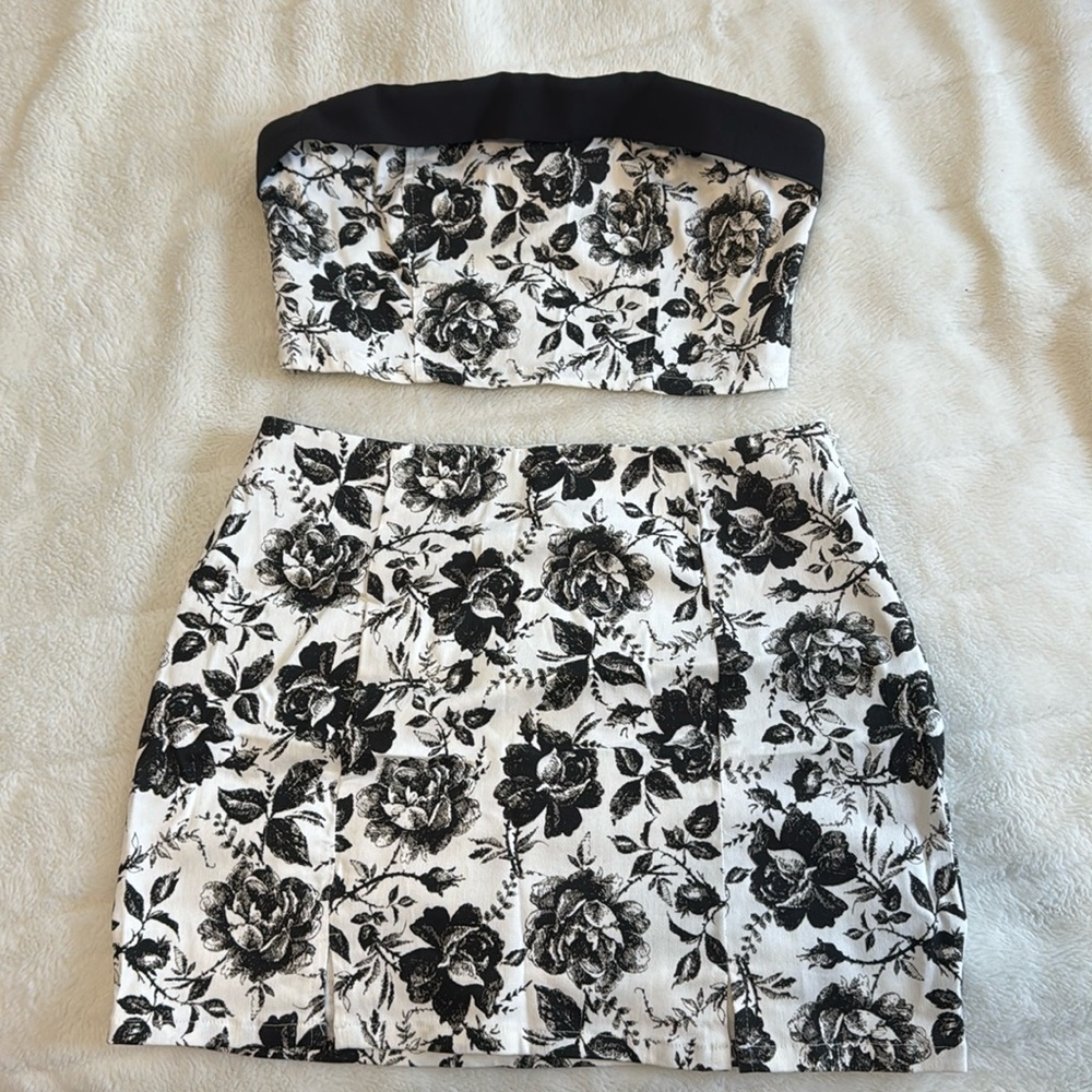 Float graphic summer set